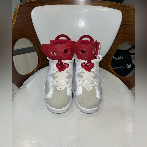 Jordan retro 6 alternate hare 6Y - Picture 2 of 7